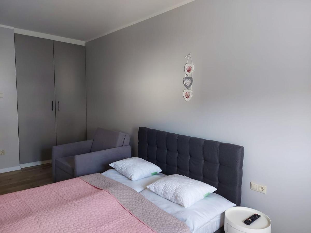 Apartamenty Z Tarasami "Mietowy Spokoj 15" "Romantyczna Szarosc 16" "Niebieska Elegancja 17" Maksymalnie Dla 6 Osob Pobierowo Exterior photo