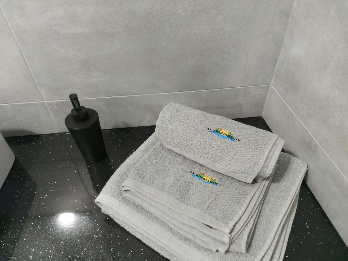 Apartamenty Z Tarasami "Mietowy Spokoj 15" "Romantyczna Szarosc 16" "Niebieska Elegancja 17" Maksymalnie Dla 6 Osob Pobierowo Exterior photo