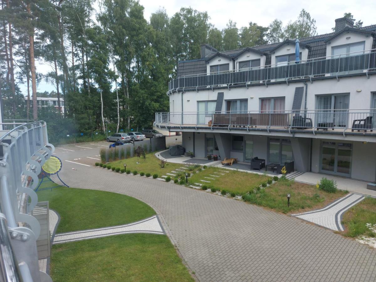 Apartamenty Z Tarasami "Mietowy Spokoj 15" "Romantyczna Szarosc 16" "Niebieska Elegancja 17" Maksymalnie Dla 6 Osob Pobierowo Exterior photo